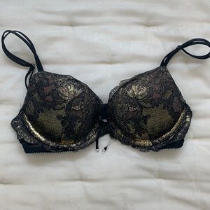 32B push up bra. Victoria’s Secret!